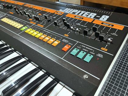 Roland-Jupiter 8